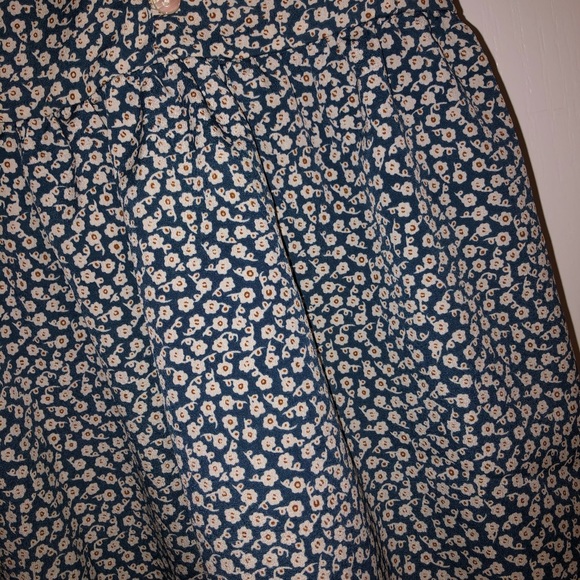 Forever 21 Floral Tank - Picture 6 of 6